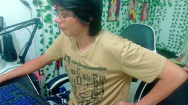 Andy_grayn Webbikameraesitys