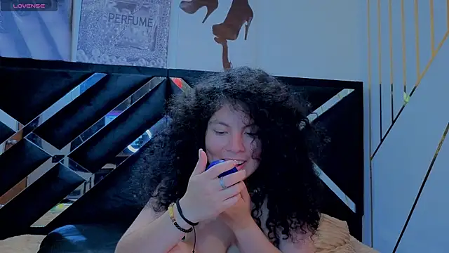 Zoe-yanin Live XXX Chat