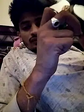 Wild_Vassu লাইভ XXX চ্যাট