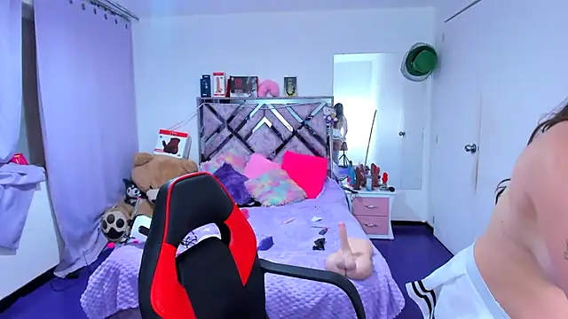 Luna_Analya – Live XXX-chat