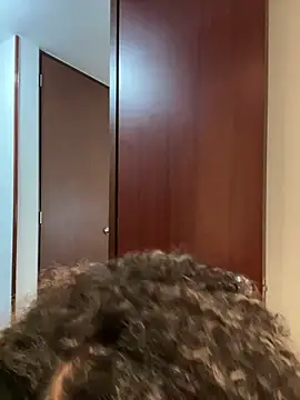 Chat +18 de Belkaj ao vivo