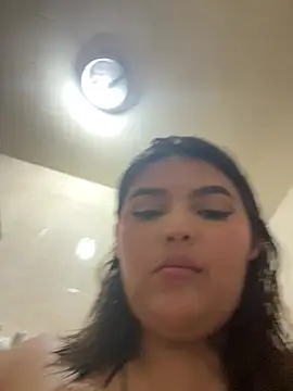 Chatroom XXX en direct de Lia_sexx