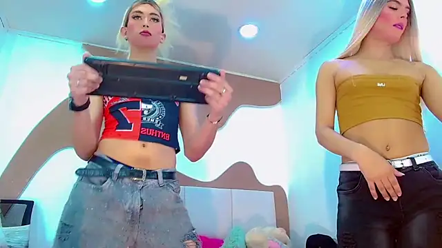 Britney_Ortega: онлайн-секс-чат