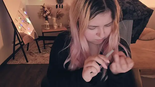 DiaAngell live XXX chat