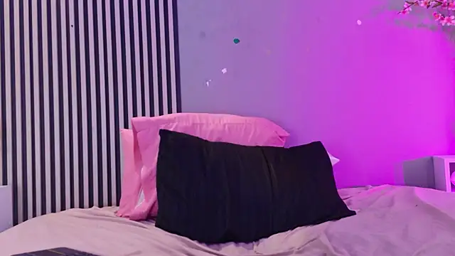 Chat +18 de Anthonella_smiith ao vivo