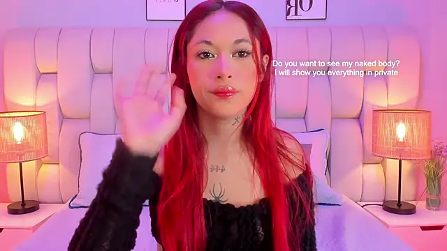 Chat XXX en directo de SkinnyFoxy