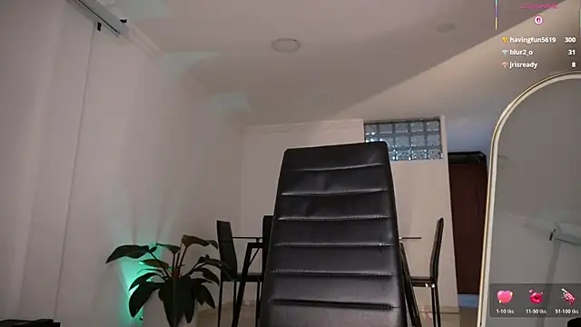 Онлайн чат XXX Missara_