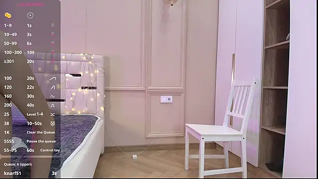 Chat +18 de mimi_m00n ao vivo