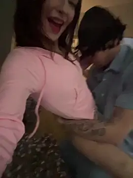 CheriOnTop webkamerás műsora