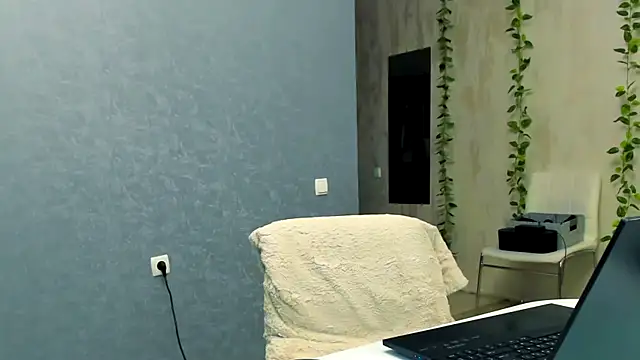 Chat +18 de Yesss_Lilith ao vivo