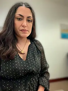 YourQueen18 webkamerás műsora