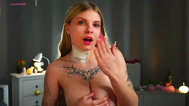 LesleeOpenshaw Webcam-Show