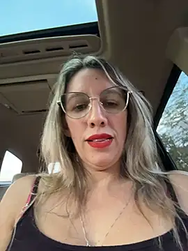 Gatitacarlita's Live XXX Chat