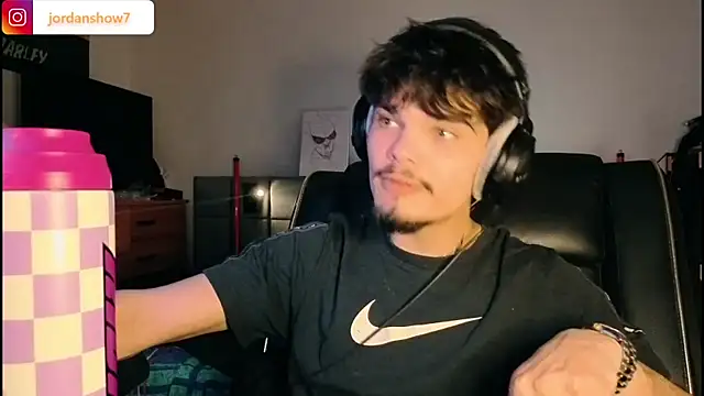 XXX chat uživo modela JordanShow