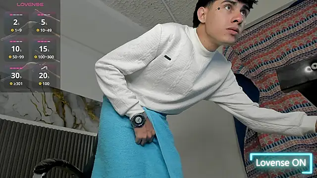 Dyla_n18 在線直播表演