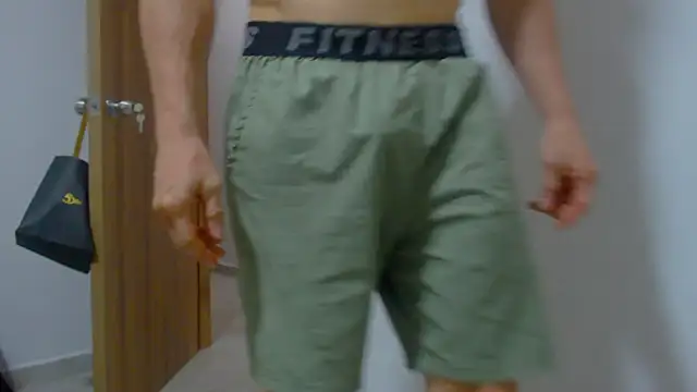 Rocky_Muscle Show Webcam