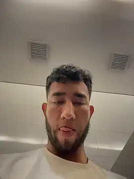 Chatroom XXX en direct de liam_bronw