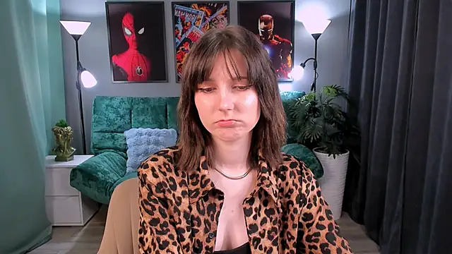 Chat +18 de KikaOsterman ao vivo