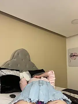 دردشة AlmaraRouge الجنسية المباشرة