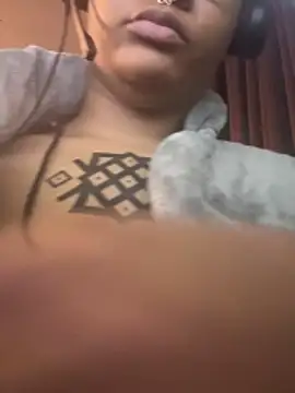 nickytheehawtie: онлайн-секс-чат