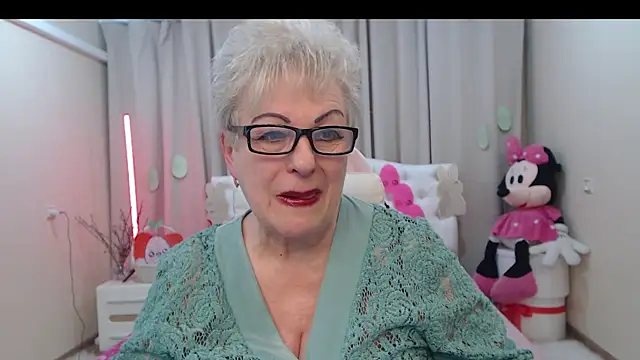 Онлайн чат XXX KayleSmoll