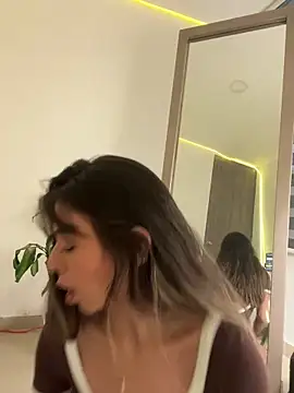 AmmyCollinsW Chat XXX in diretta