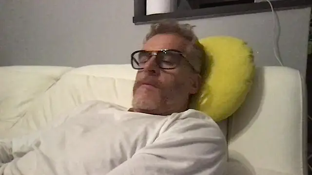 XXX chat uživo modela Axl_hot