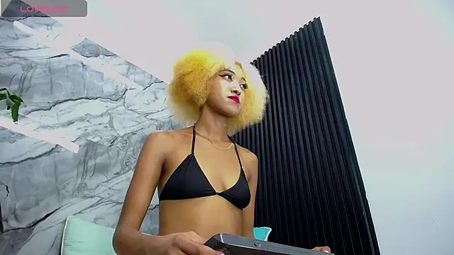 Chatroom XXX en direct de Alisha_Ebonyy