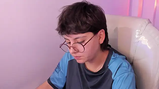 Nathaly_ds Adlı Modelin Canlı XXX Sohbeti