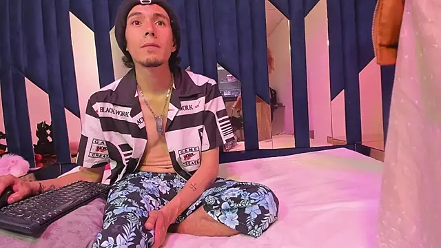 Chat XXX en directo de KikyoAndDrey