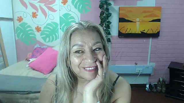 ZAMANTHA Live XXX-chat