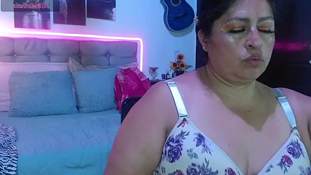 Keyla01_ Live XXX-chat