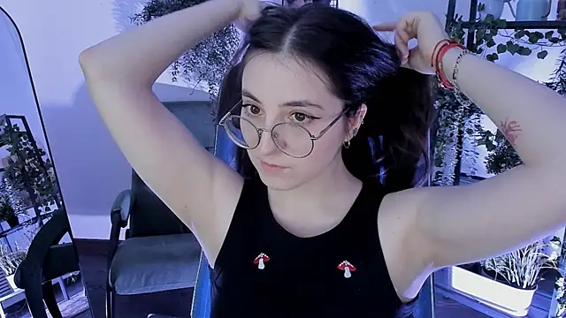 VirtuallVoyantn Live XXX chat