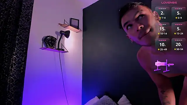 MarkSantozzのライブXXXチャット