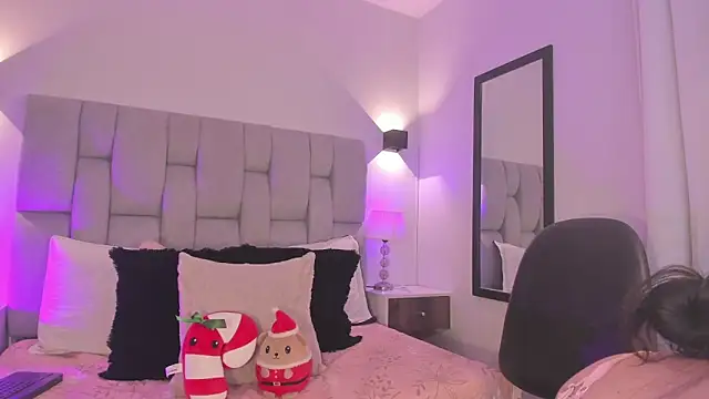 Seraphyne666 – Live XXX-chat