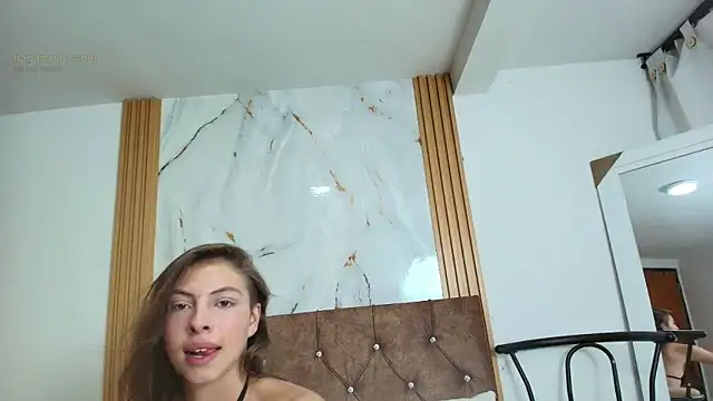 Онлайн чат XXX scarlet_fox75