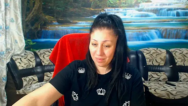 Sembang XXX Secara Langsung MoistMady