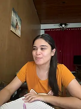 Czat XXX na żywo – CamilaSofiia