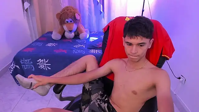 Aron_Boyy élő XXX-chatje