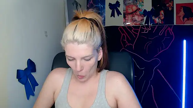 XXX chat uživo modela VanessaRey_