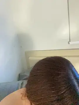 Lizzy_R Show in webcam