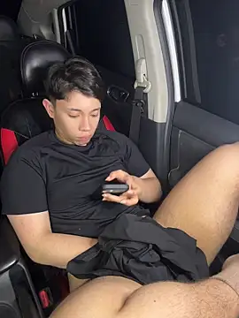 Noah-ledom Chat XXX in diretta