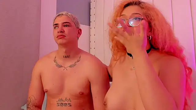 แชท XXX สดของ sebas_and_vanessa