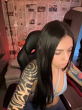 i_am_nina_ Live XXX Chat