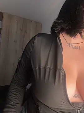 Chat +18 de Encore_Angel ao vivo