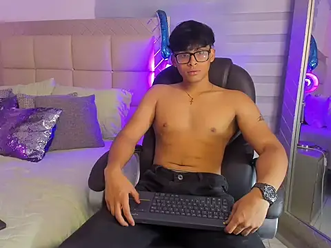 mathias_oberlin Show in webcam