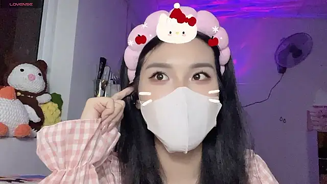 Chat XXX en directo de Tieu-May