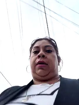 Laura-Hernandez Live XXX-chat