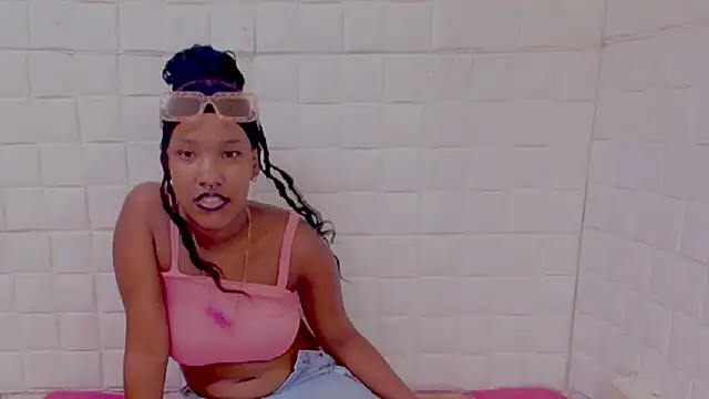 EroticSexyPrada Live XXX-Chat