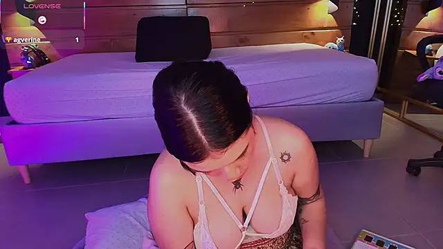 aria_bloomer Obrolan Langsung XXX